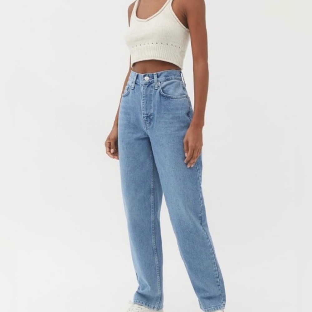 BDG Mom Jeans Size W26 L32